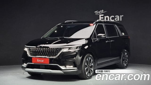 Kia Carnival — фото 1