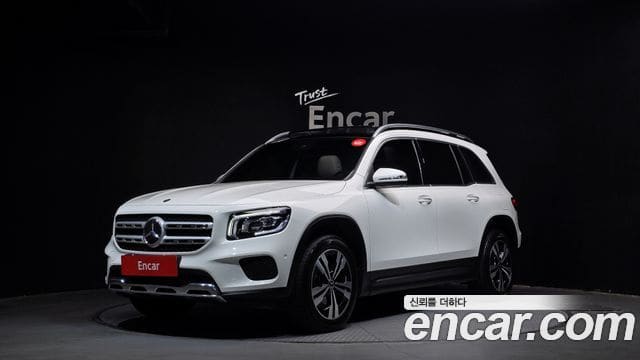 Mercedes-Benz GLB-Class — фото 1