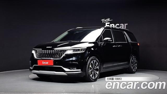 Kia Carnival — фото 1