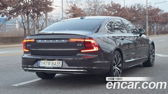Volvo S90 — фото 1