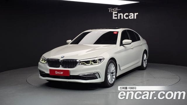 BMW 5 Series — фото 1