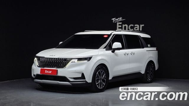 Kia Carnival — фото 1