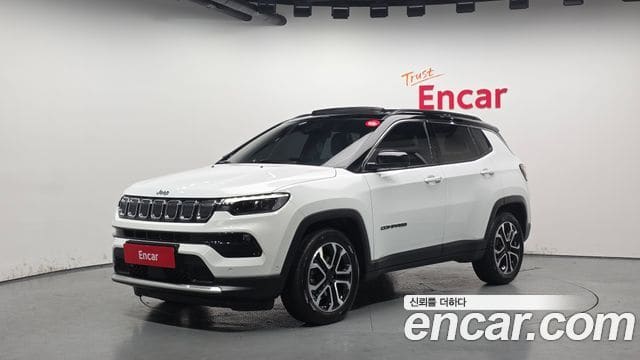 Jeep Compass — фото 1