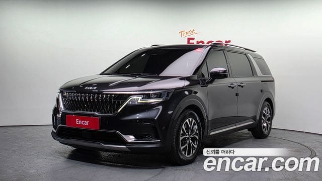 Kia Carnival — фото 1