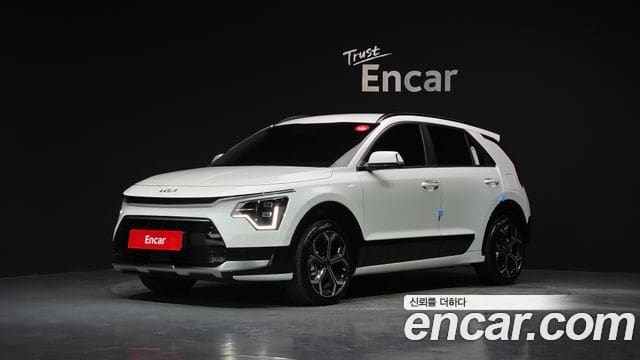 Kia Niro — фото 1