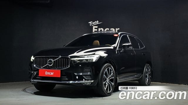 Volvo XC60 — фото 1