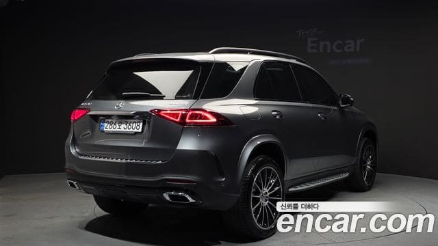 Mercedes-Benz GLE-Class — фото 1