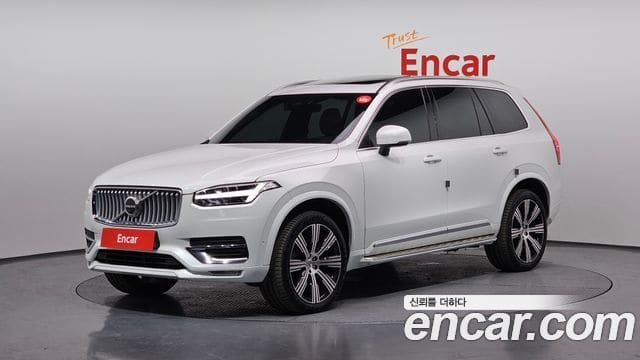 Volvo XC90 — фото 1