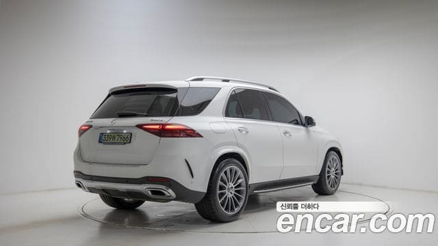 Mercedes-Benz GLE-Class — фото 1