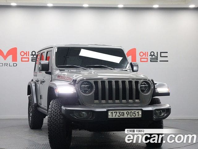 Jeep Wrangler — фото 1