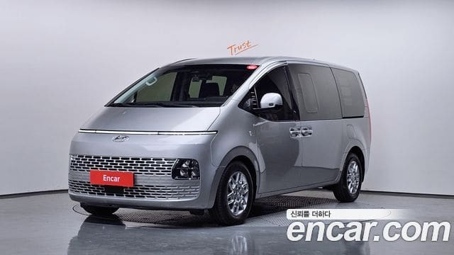 Hyundai Staria — фото 1