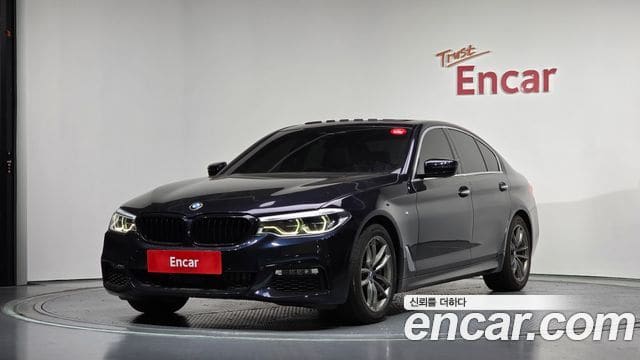 BMW 5 Series — фото 1