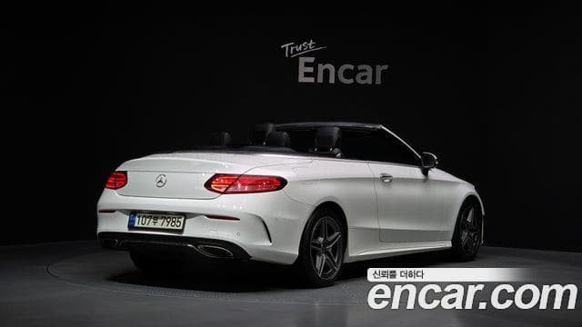 Mercedes-Benz C-Class — фото 1