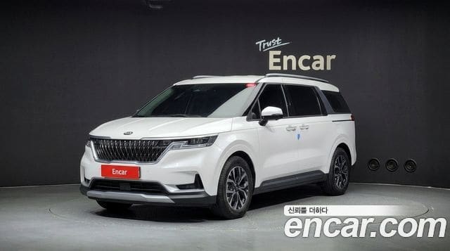 Kia Carnival — фото 1