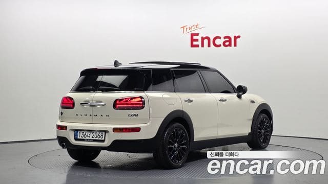 Mini Cooper Clubman — фото 1