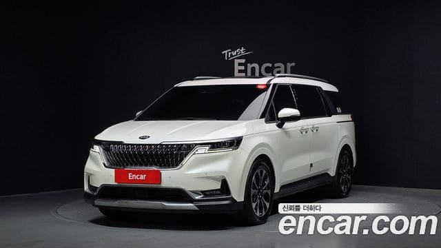 Kia Carnival — фото 1