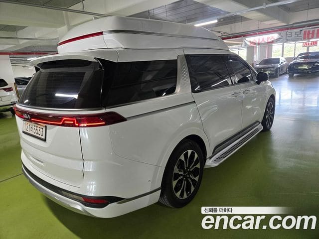 Kia Carnival — фото 1