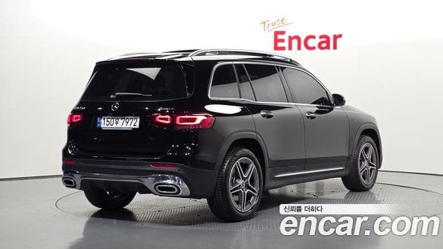 Mercedes-Benz GLB-Class — фото 1