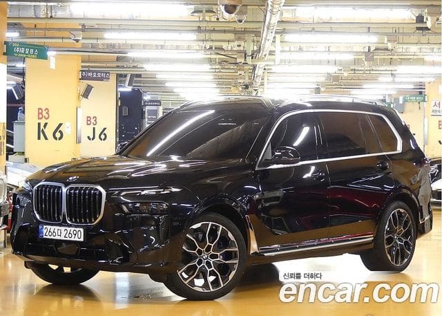 BMW X7 — фото 1