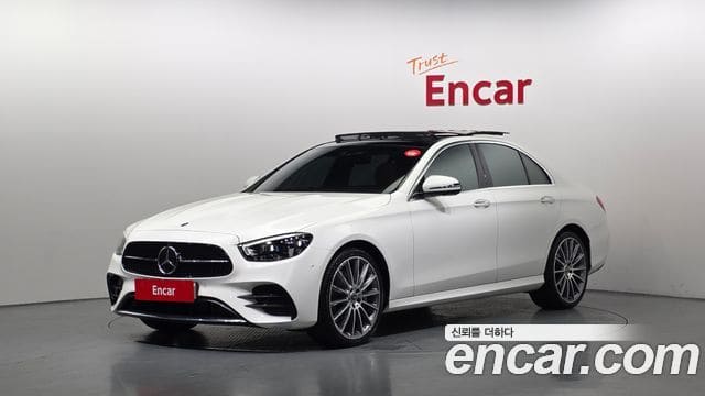 Mercedes-Benz E-Class — фото 1
