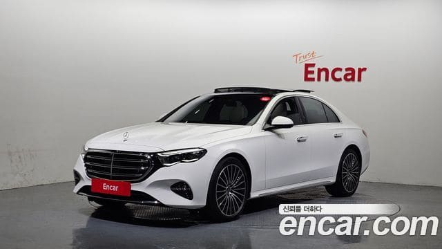Mercedes-Benz E-Class — фото 1