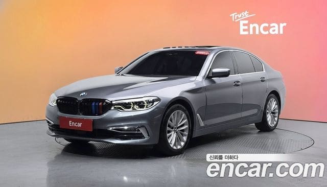 BMW 5 Series — фото 1
