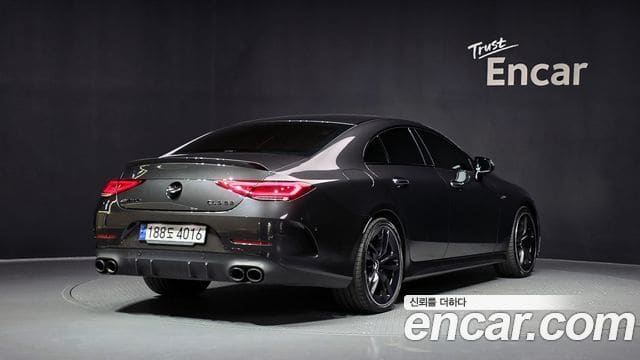 Mercedes-Benz CLS-Class — фото 1