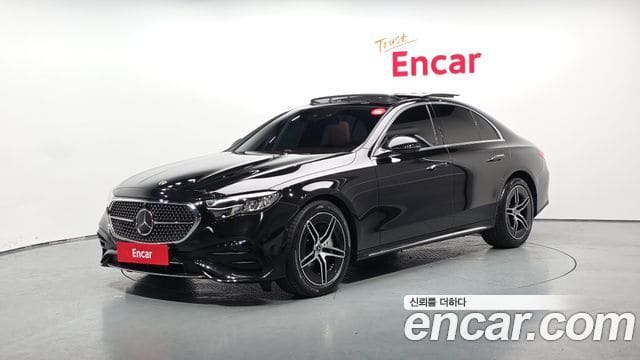 Mercedes-Benz E-Class — фото 1