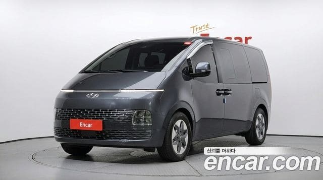 Hyundai Staria — фото 1