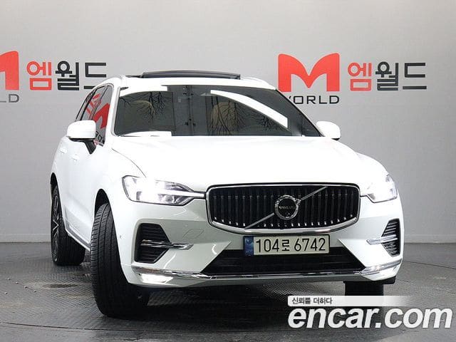 Volvo XC60 — фото 1