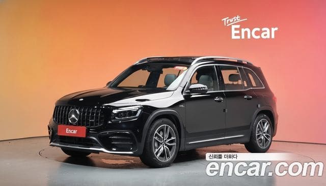 Mercedes-Benz GLB-Class — фото 1