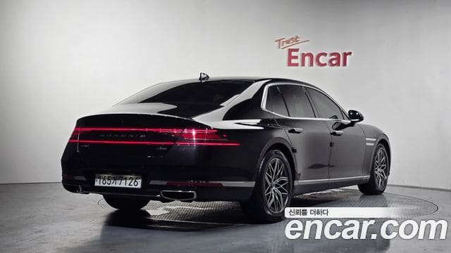 Genesis G90 — фото 1