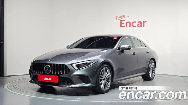 Mercedes-Benz CLS-Class — фото 1