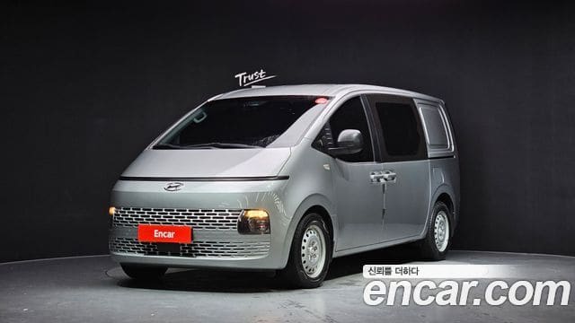 Hyundai Staria — фото 1