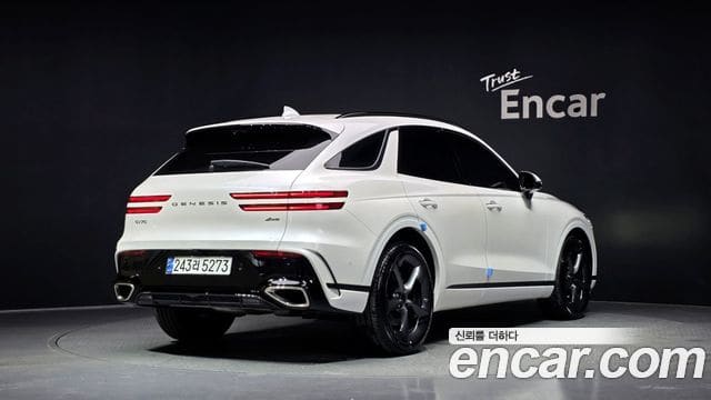 Genesis GV70 — фото 1
