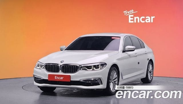 BMW 5 Series — фото 1