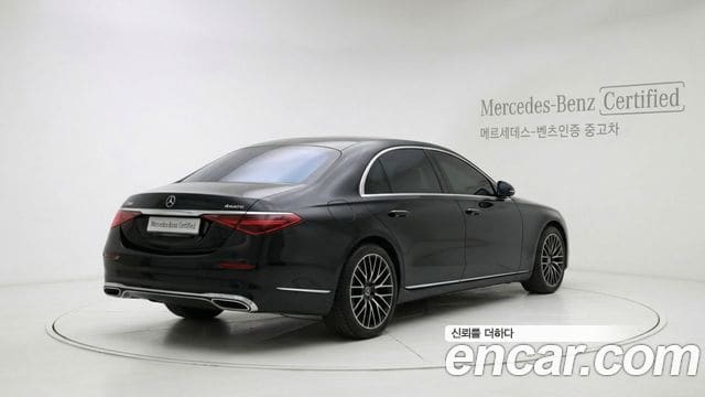 Mercedes-Benz S-Class — фото 1