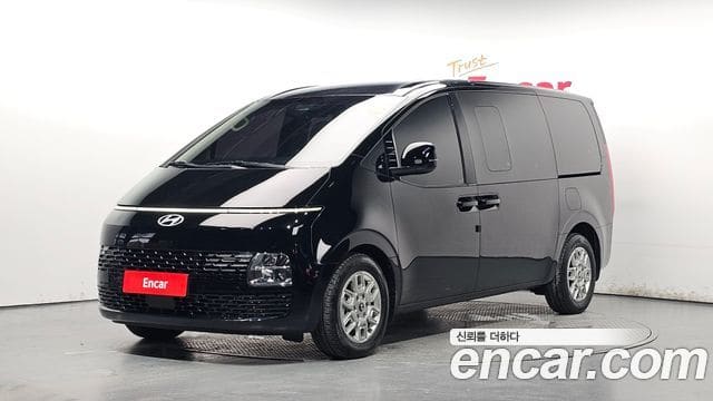 Hyundai Staria — фото 1