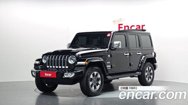 Jeep Wrangler — фото 1