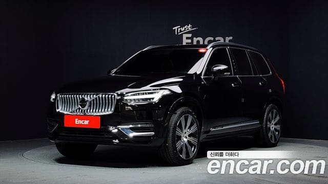 Volvo XC90 — фото 1
