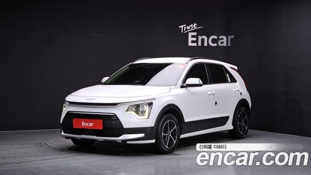 Kia Niro — фото 1