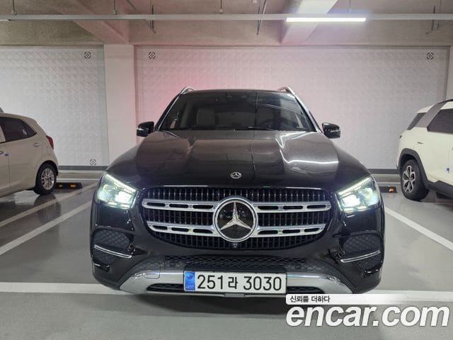 Mercedes-Benz GLE-Class — фото 1