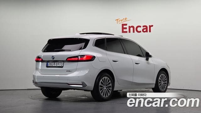 BMW 2 Series Active Tourer — фото 1