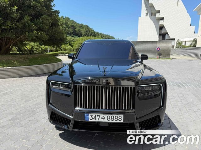 Rolls-Royce Cullinan — фото 1