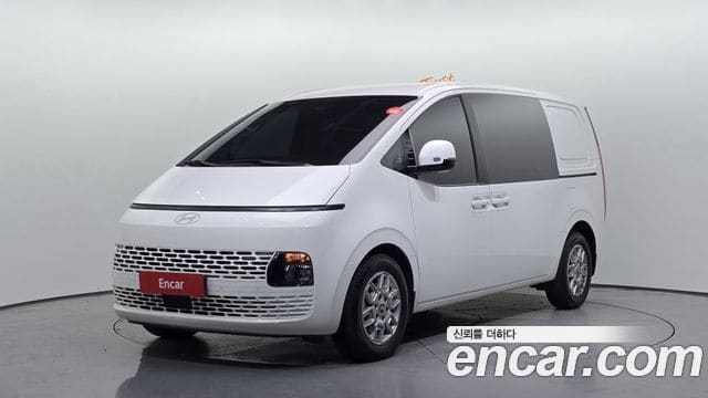Hyundai Staria — фото 1