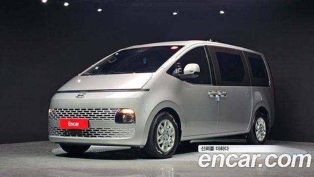 Hyundai Staria — фото 1