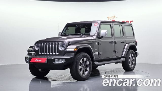 Jeep Wrangler — фото 1