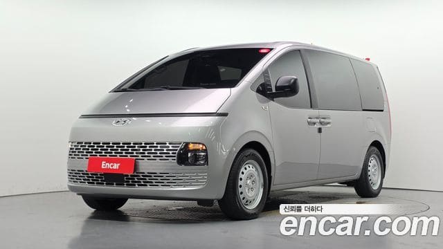 Hyundai Staria — фото 1