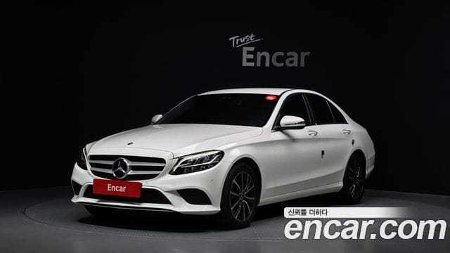 Mercedes-Benz C-Class — фото 1