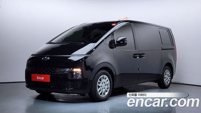 Hyundai Staria — фото 1
